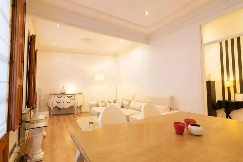 Lovely 2-bed Apartment in Rawalpindi