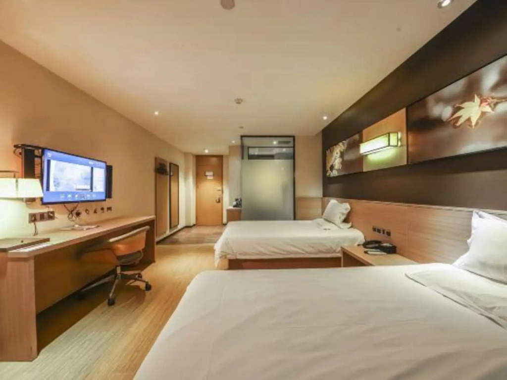 IU Hotel Zhengzhou Wenhua Road Sanquan Road Branch