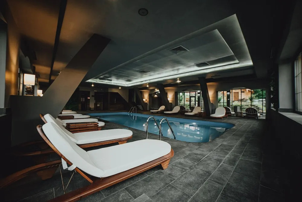 Q Chalet