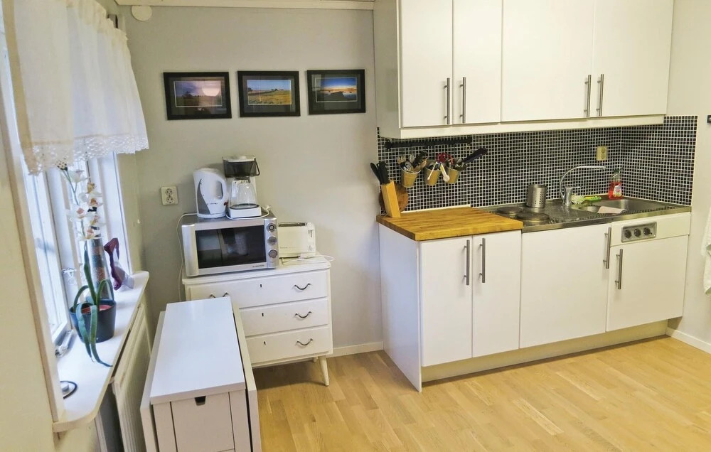 Beautiful Home In Färjestaden With Wifi