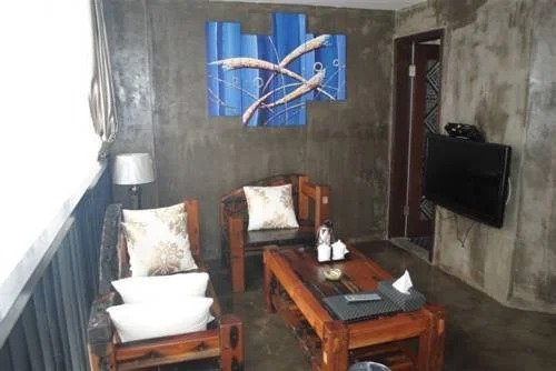 Langqiao Station Hotel - Yangshuo