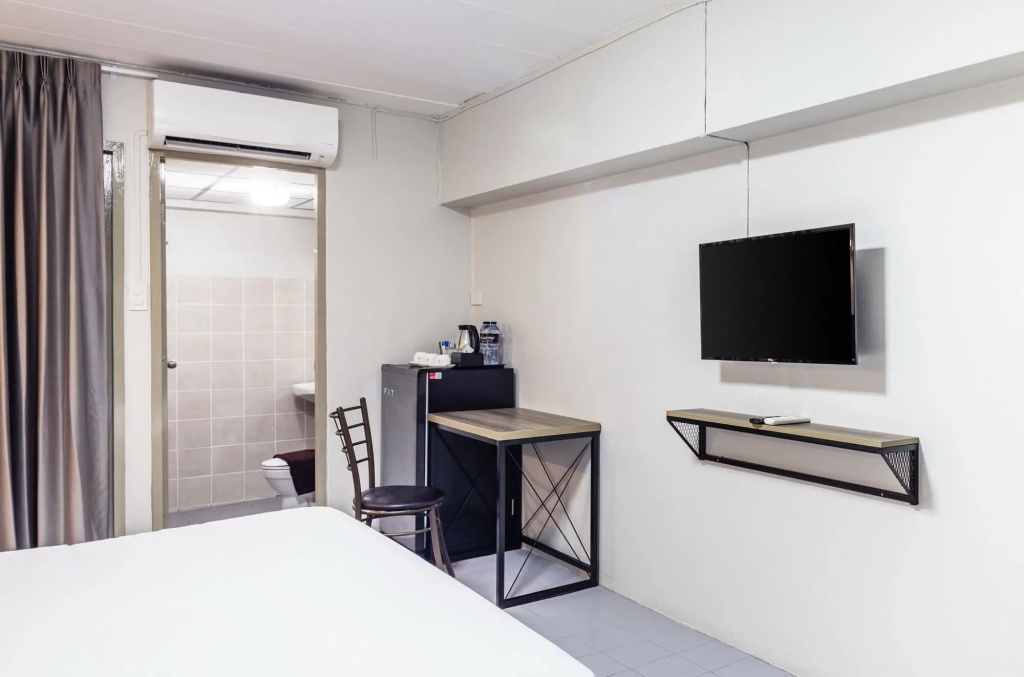 Livotel Express Hotel Ramkhamhaeng 50 Bangkok - No Parking