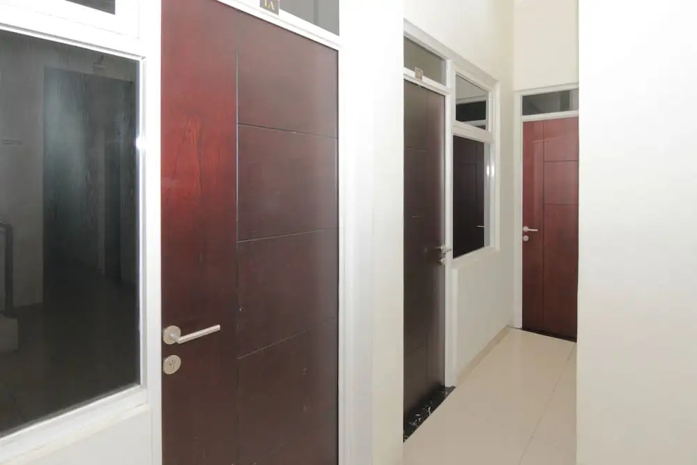Airy Pecinan Kalikuping Utara 243 Semarang