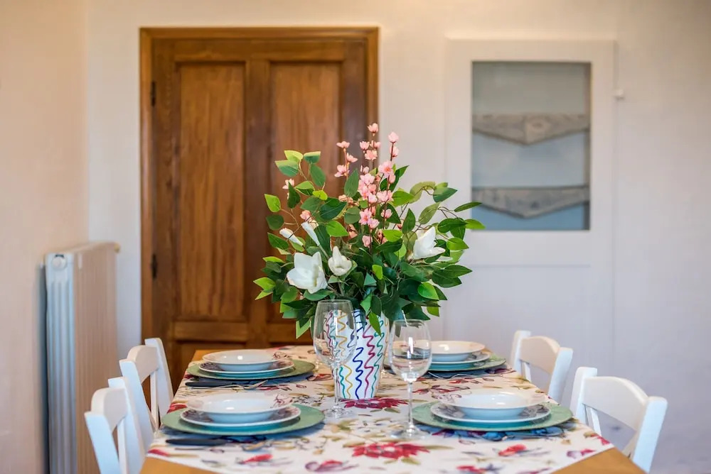 Apartment in the Heart of Radicondoli With Views Over the Hills and Wi-fi