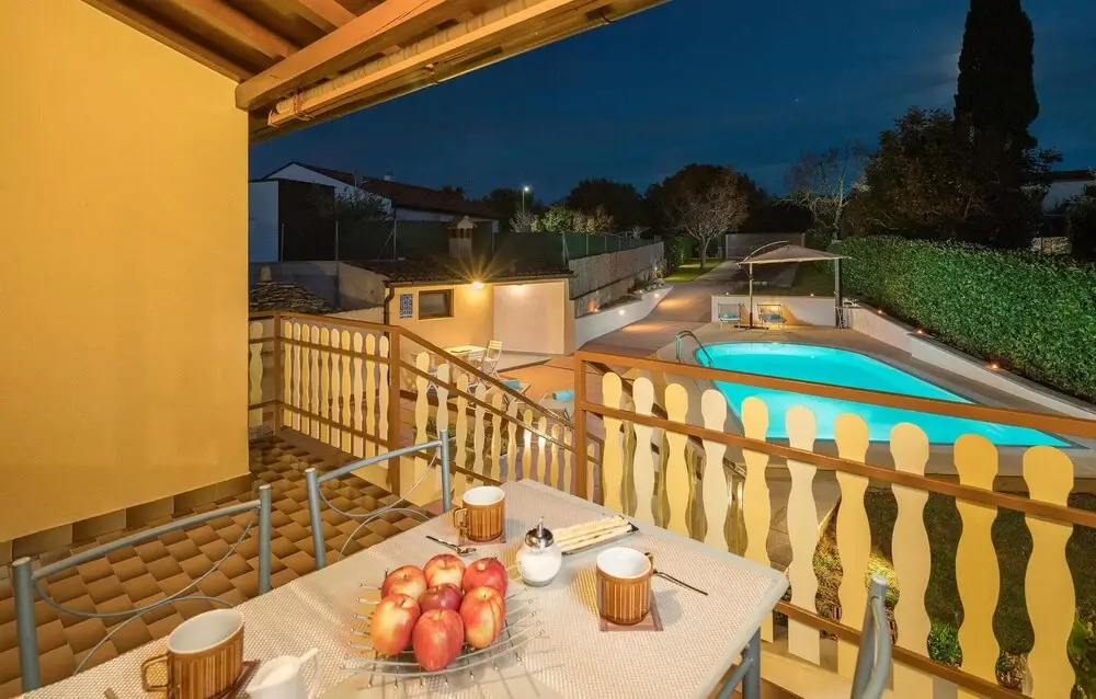 Nice Home in Svetvincenat With Outdoor Swimming Pool, Wifi and 2 Bedrooms