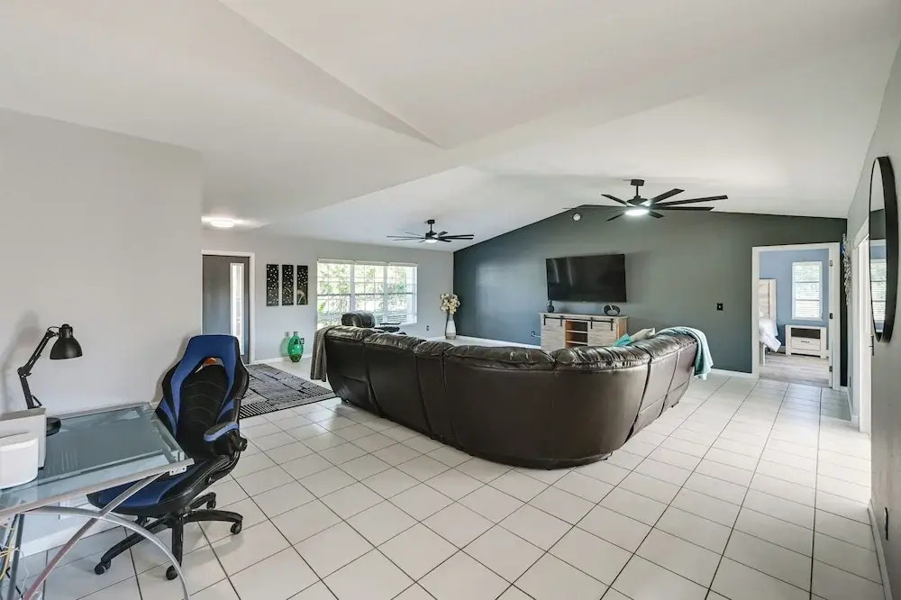 Private Hot Tub & Yard: Bright Bonita Springs Home