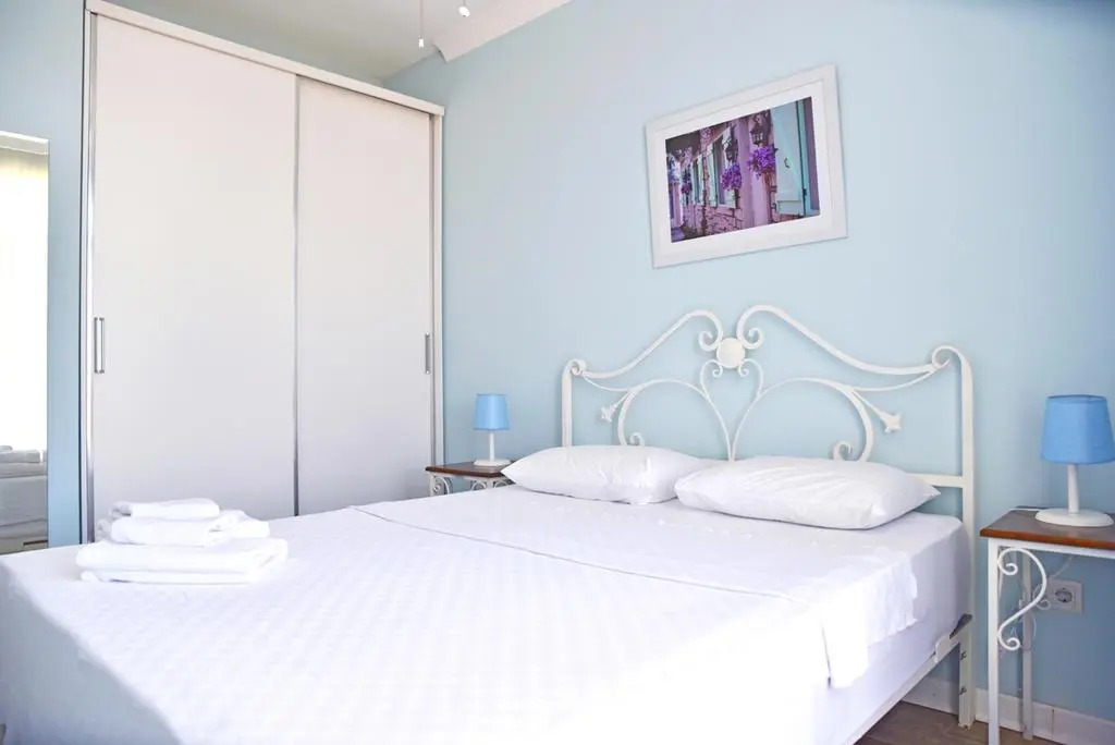 Zeytin Arası Apart Otel