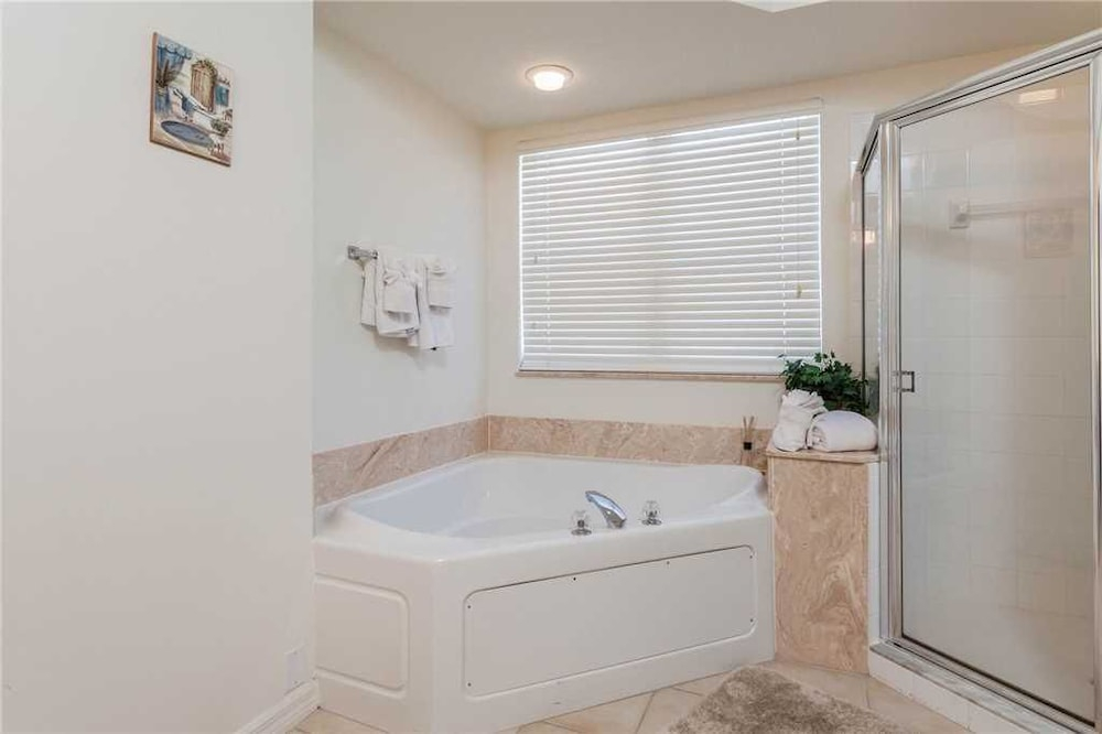 Island Beach Club 304 - Two Bedroom Condo