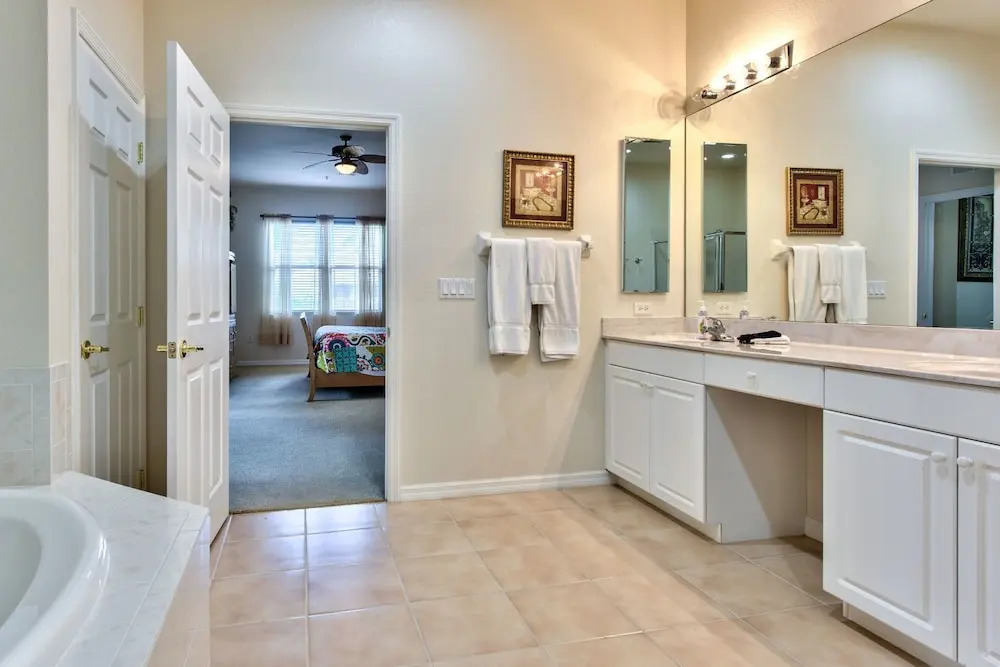 Gattino Vacation Rental by NFVH