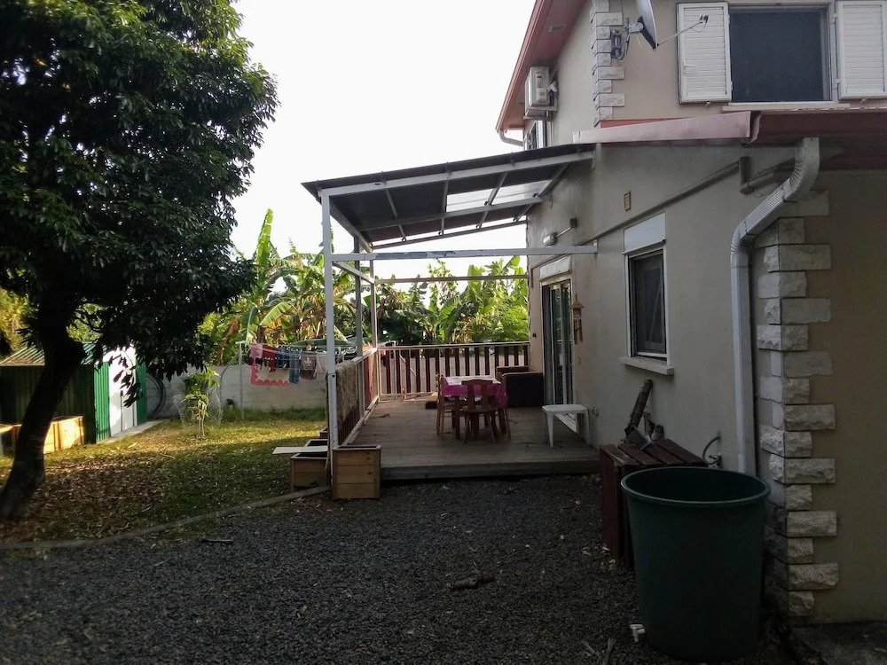 House with 4 Bedrooms in St Joseph, with Wonderful Sea View, Enclosed Garden And Wifi - 500 M From the Beach