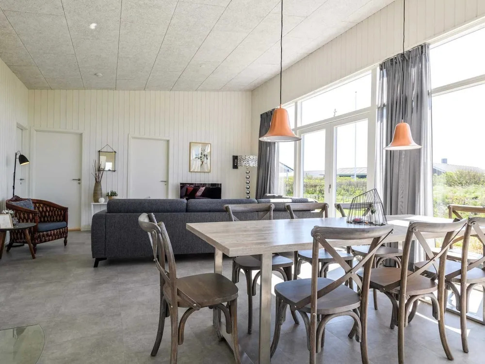 8 person holiday home in Ringkøbing