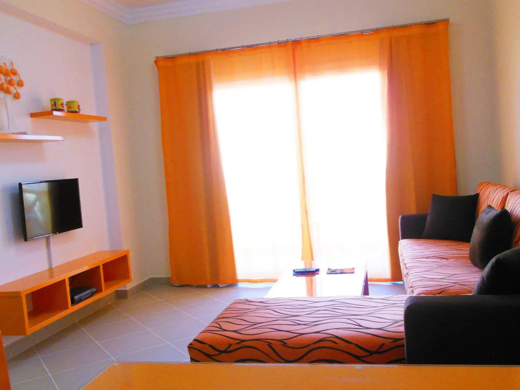 Sunny Lakes Resort Apartments - Adults Only