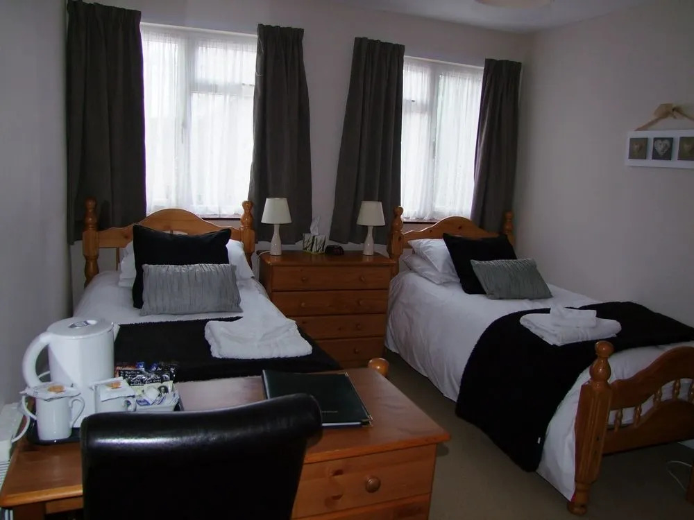 Eden End Guest House