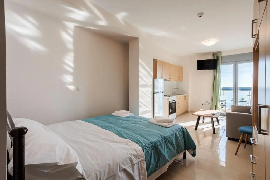 Georgia Seaview apartments A4