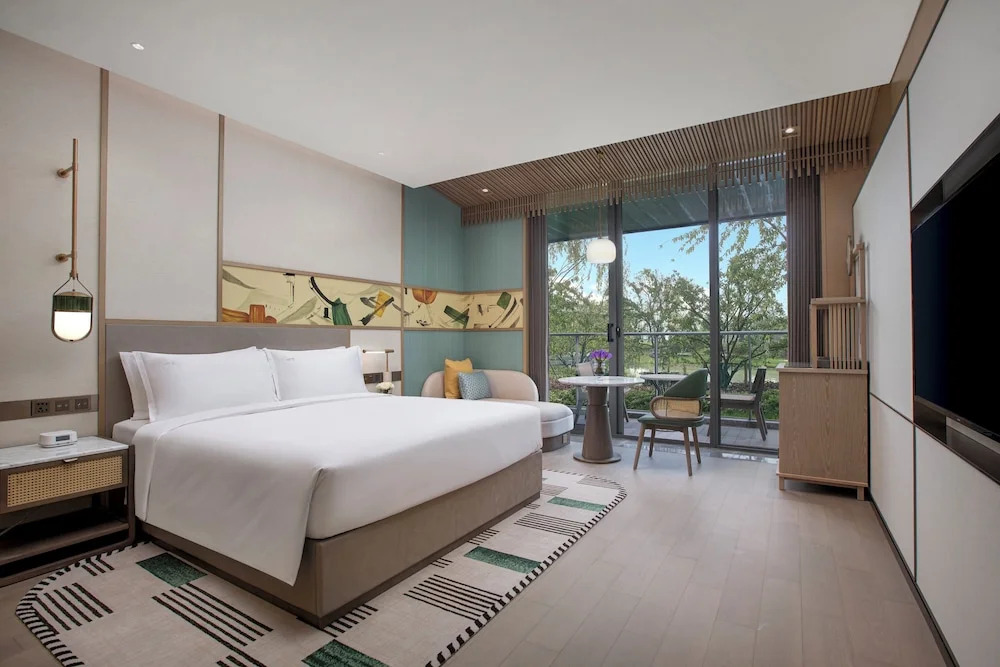 Holiday Inn Deqing Xinshi Ancient Town by IHG