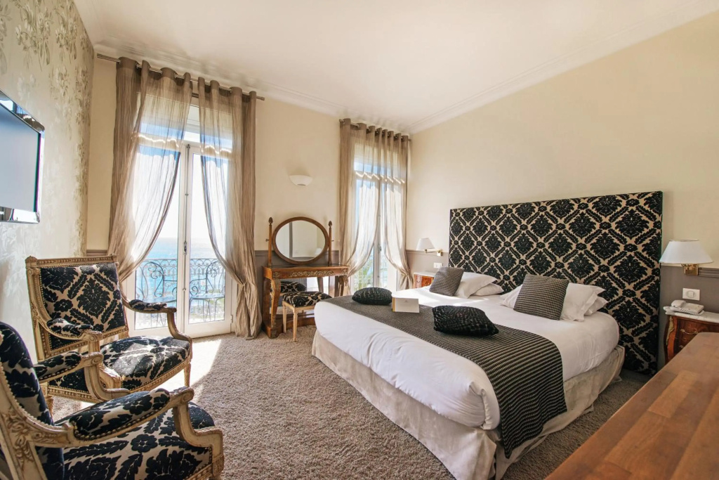 Отель West End Nice