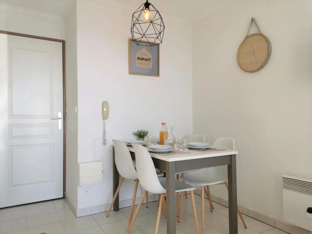 Appartement Cannes la Bocca, 1 pièce, 4 personnes - FR-1-609-5