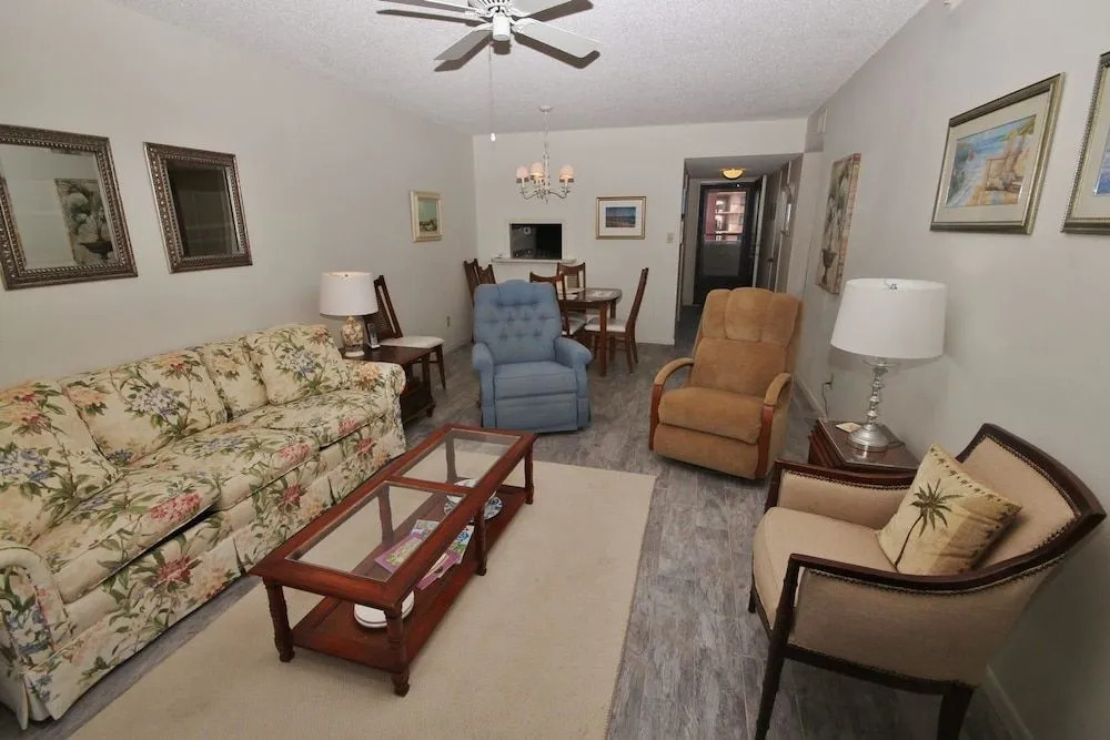 Sea Coast Gardens II 511 Apartment 2