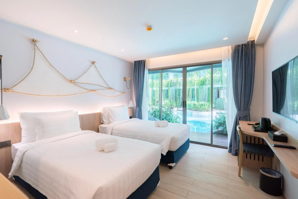 Panwaburi Beachfront Resort - SHA Extra Plus