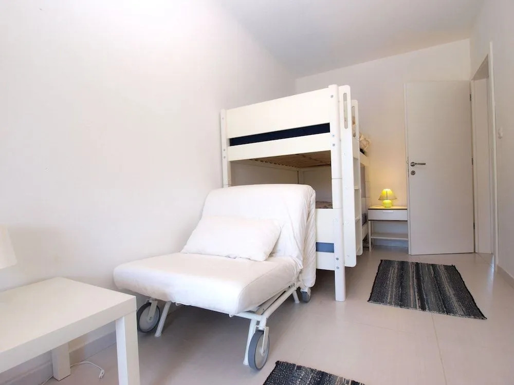 Apartment 1418