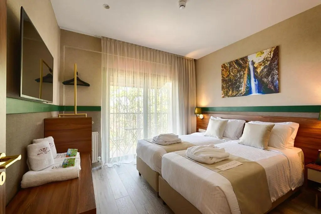 Petit Palais Platres Boutique Hotel