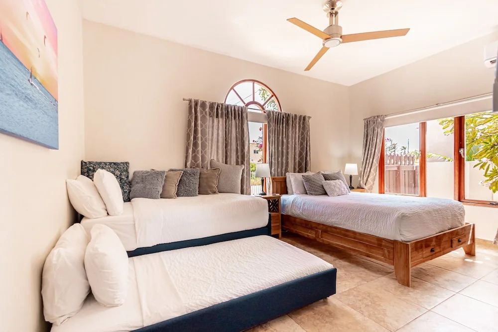 New! Ocean View With Rooftop Terrace in Malmok!