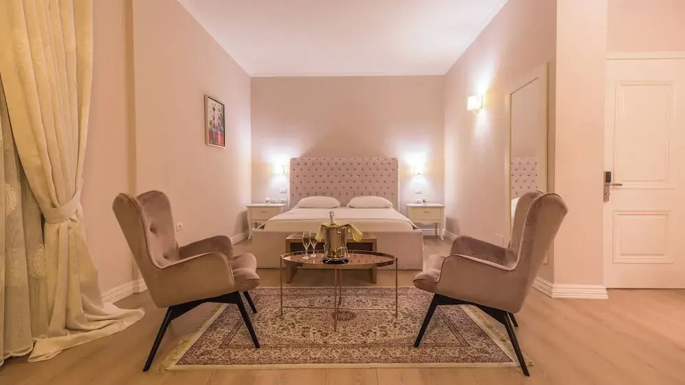 Royal Hill Hotel
