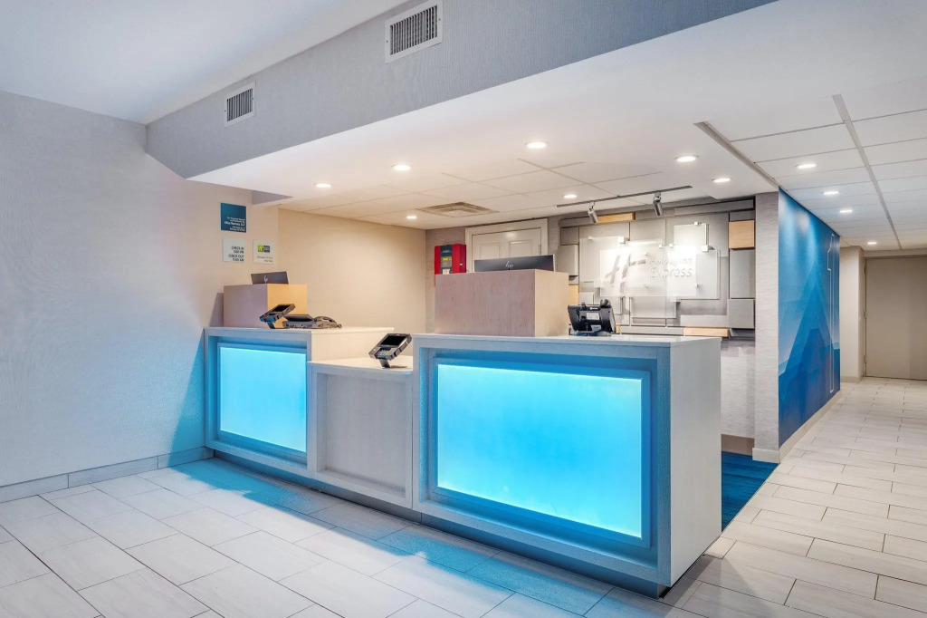 Holiday Inn Express Ramsey-Mahwah by IHG