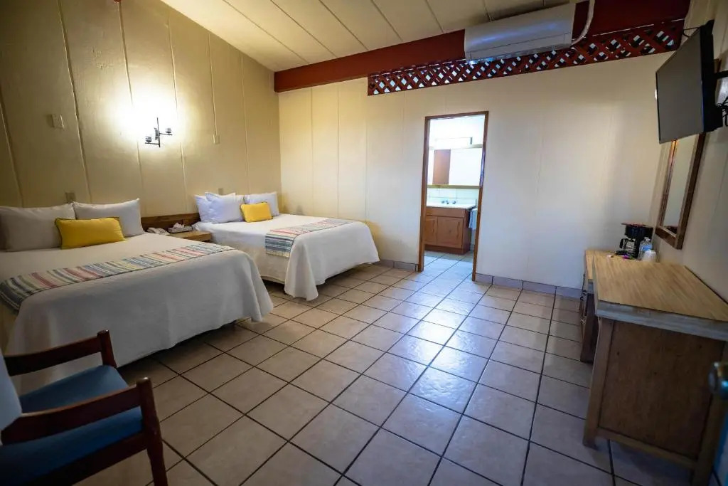 Hotel Oasis
