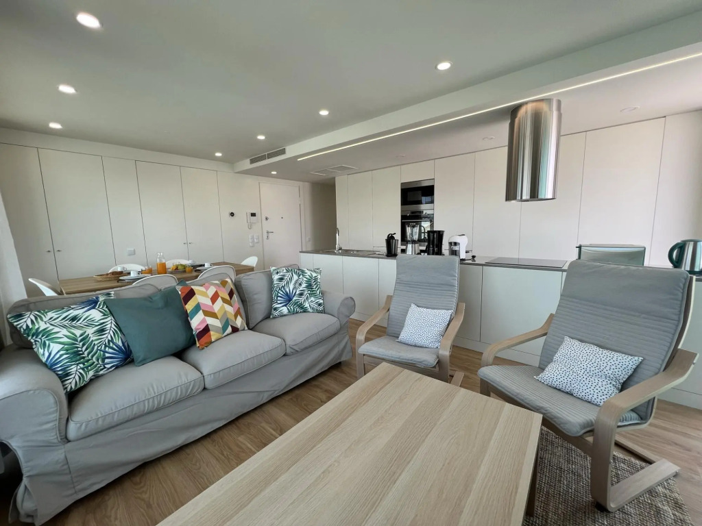 Faro Design 3 by Homing