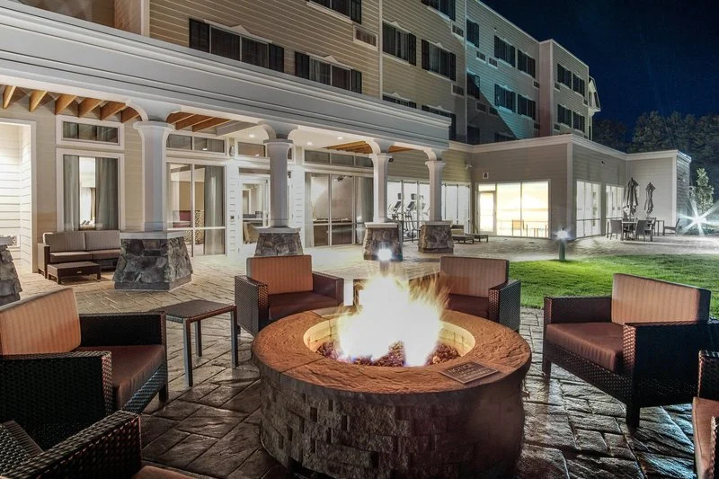 Courtyard Lenox Berkshires