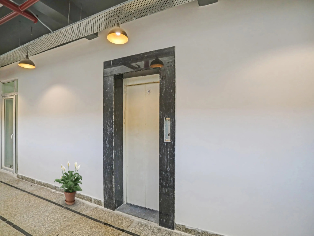 Hotel The Rasa at Vasundhara