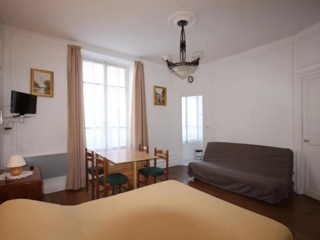 Appartement Mont-Dore, 1 pièce, 4 personnes - FR-1-608-60
