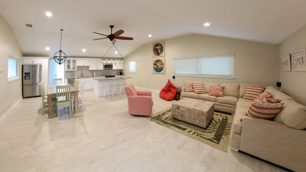 AMI Beach Home Apartment 4