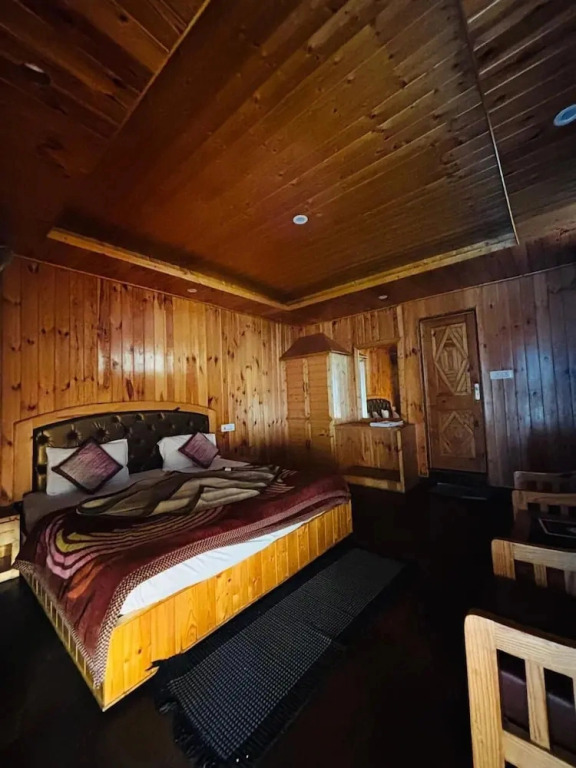Fusion Guest House And Cafe