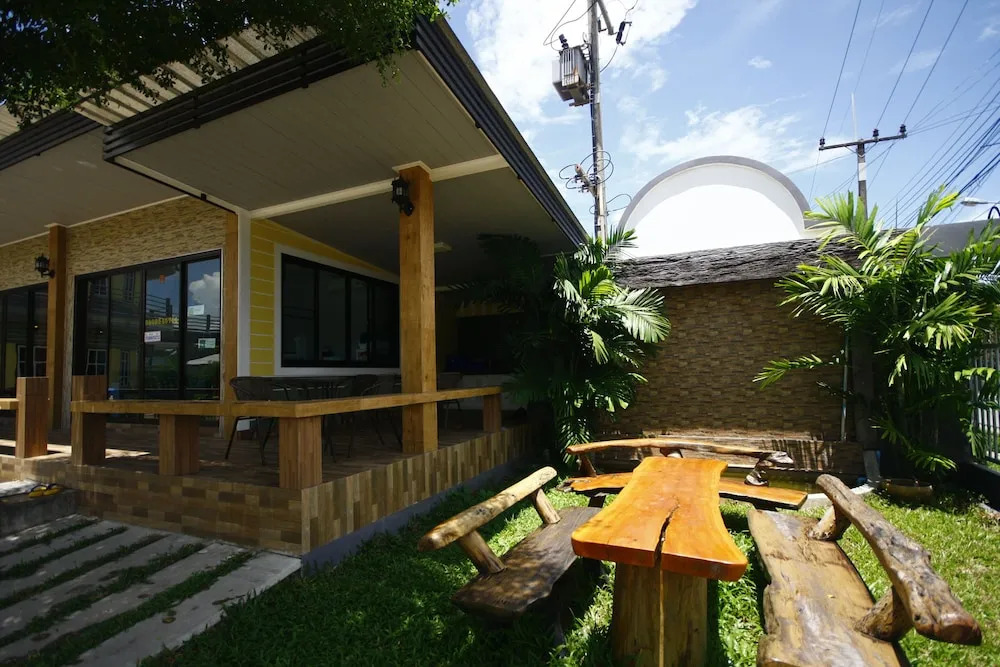Wangthong Beach Resort