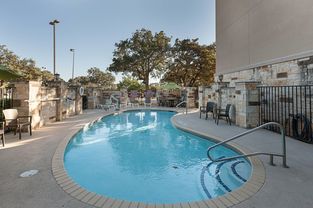 Comfort Suites San Antonio North - Stone Oak