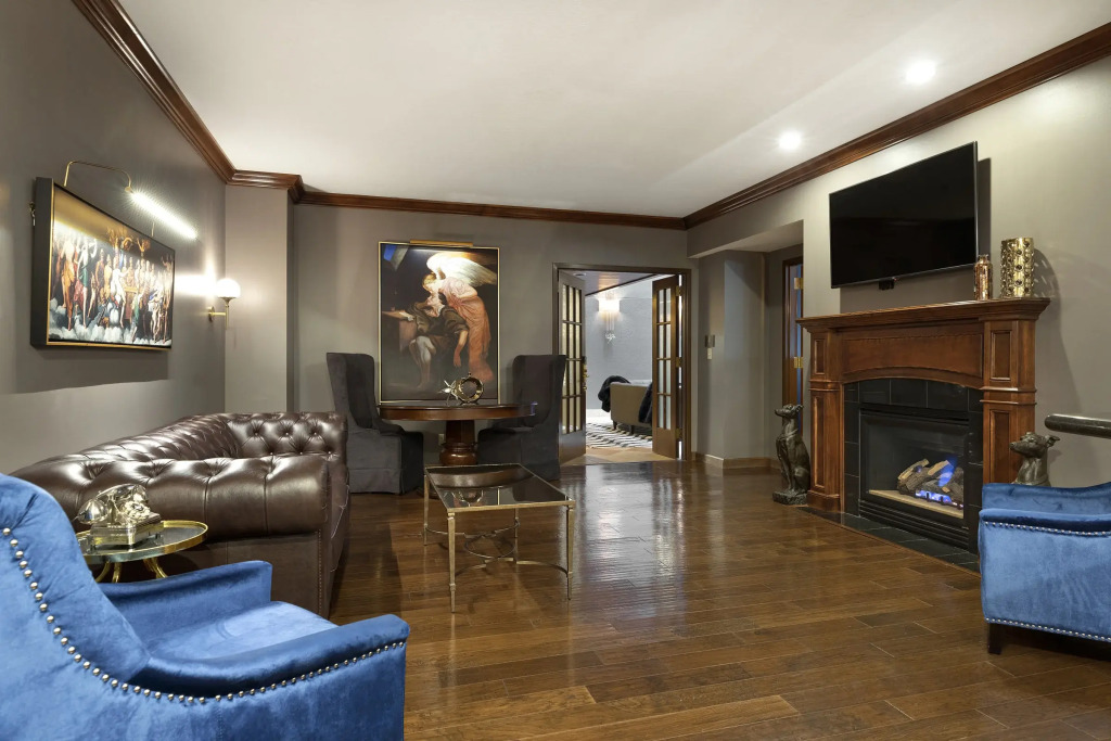 Des Lux Hotel
