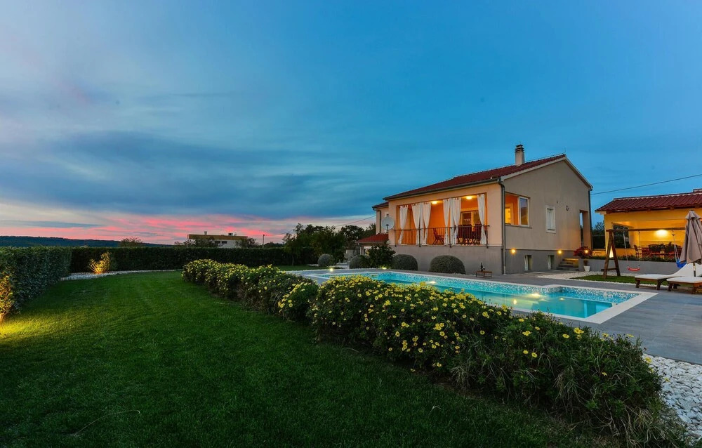 Beautiful Home in Debeljak With Wifi and 3 Bedrooms