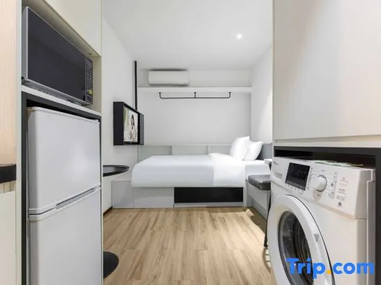 CJIA Apartment (Shanghai Changzhong Road Subway Station)