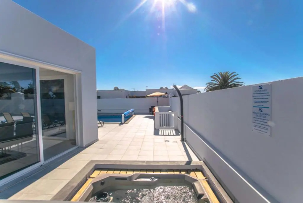 Villa Rossa - Villas Now - LH215 By Villas Now Ltd
