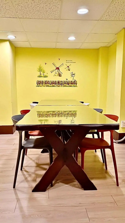 Yinglun Hotel