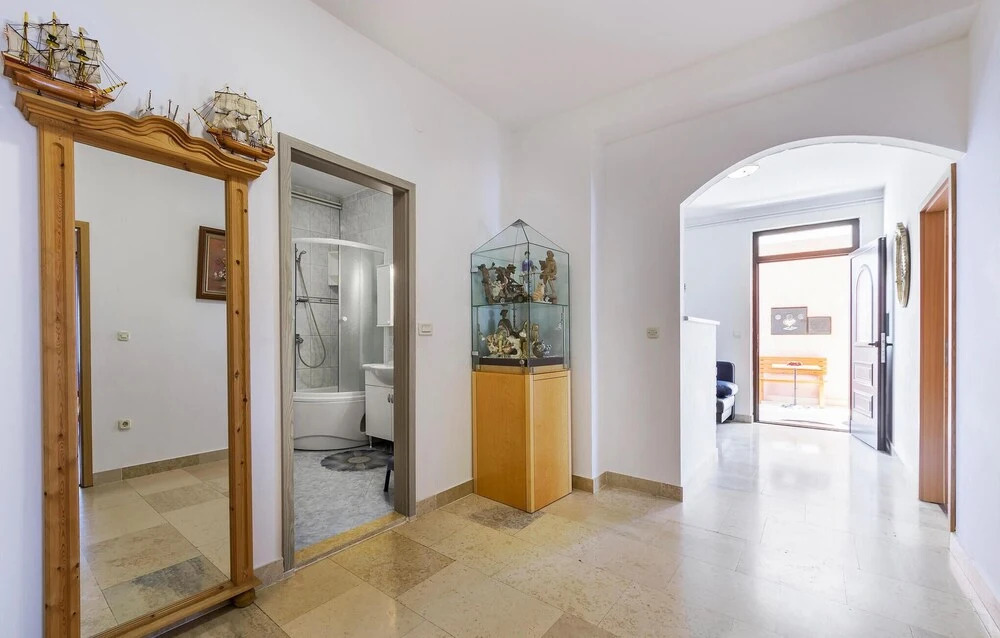 Stunning Apartment in Pula With Wifi and 3 Bedrooms