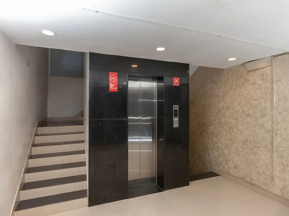 Capital O 4617 Lotels Serviced Apartment
