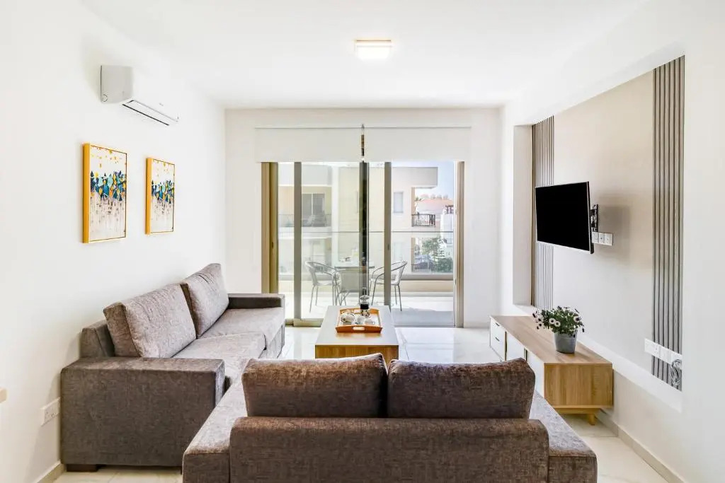 Adolina One Bedroom Apartment 302 by Ezoria