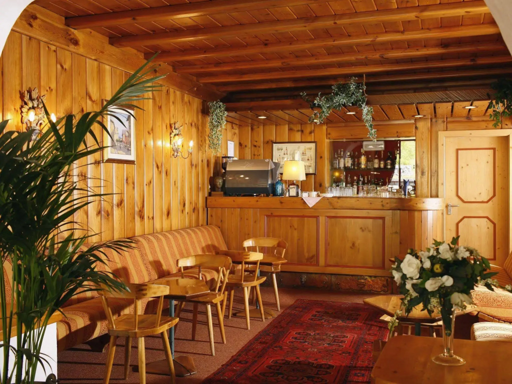 Hotel Corona