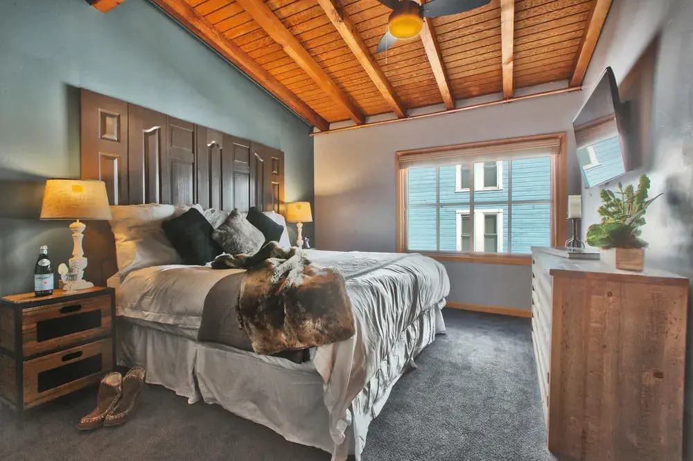 Heretic Condos Park City
