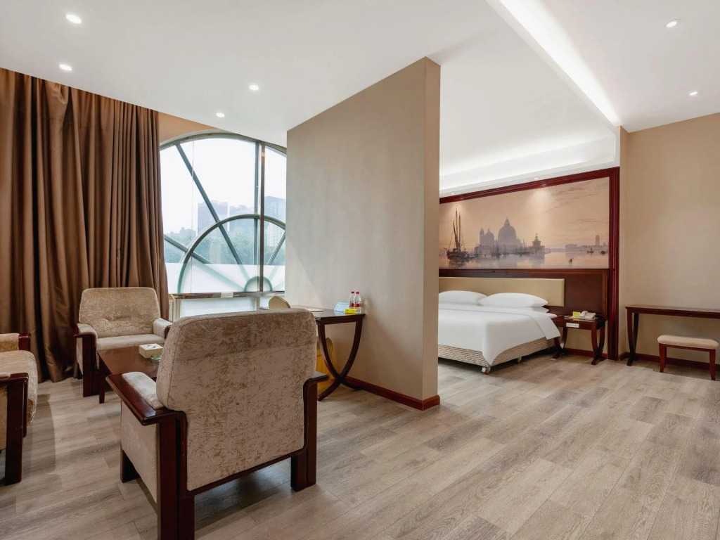 Vienna Hotel Guangzhou Shaheding Metro Station