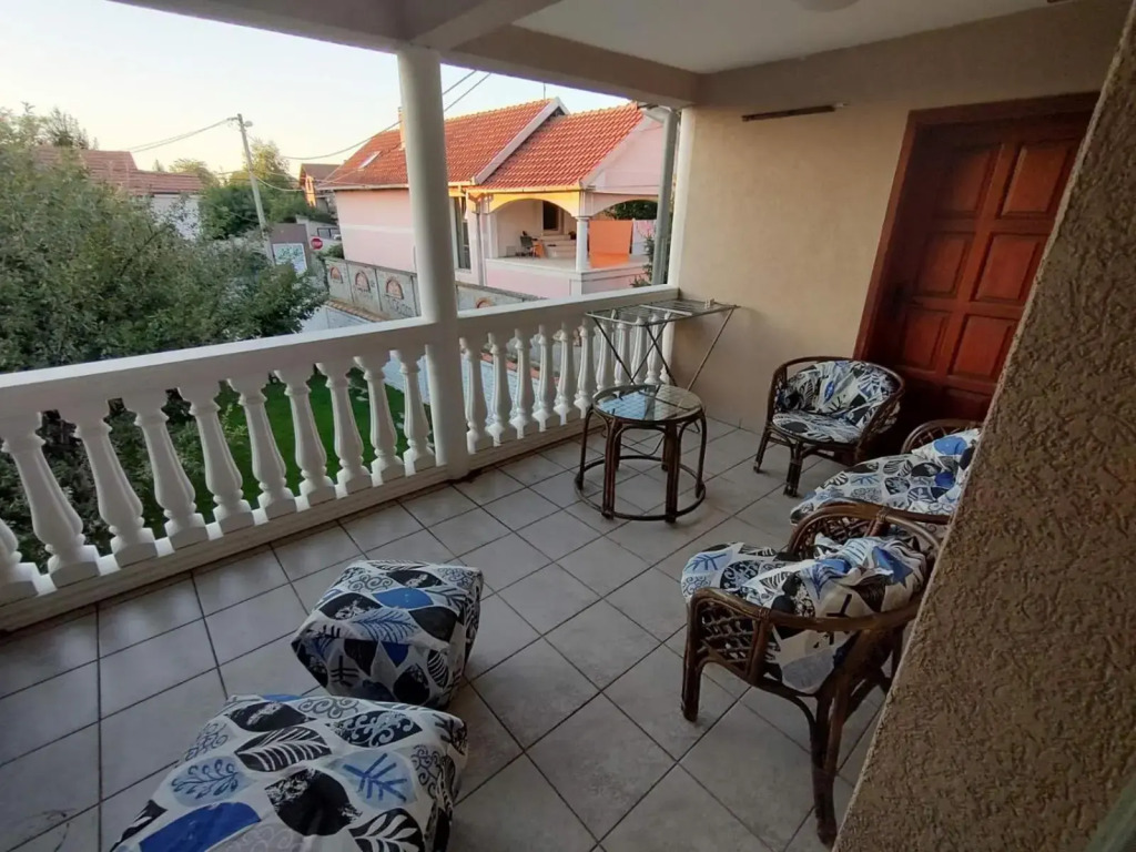 Plavi apartman Airport