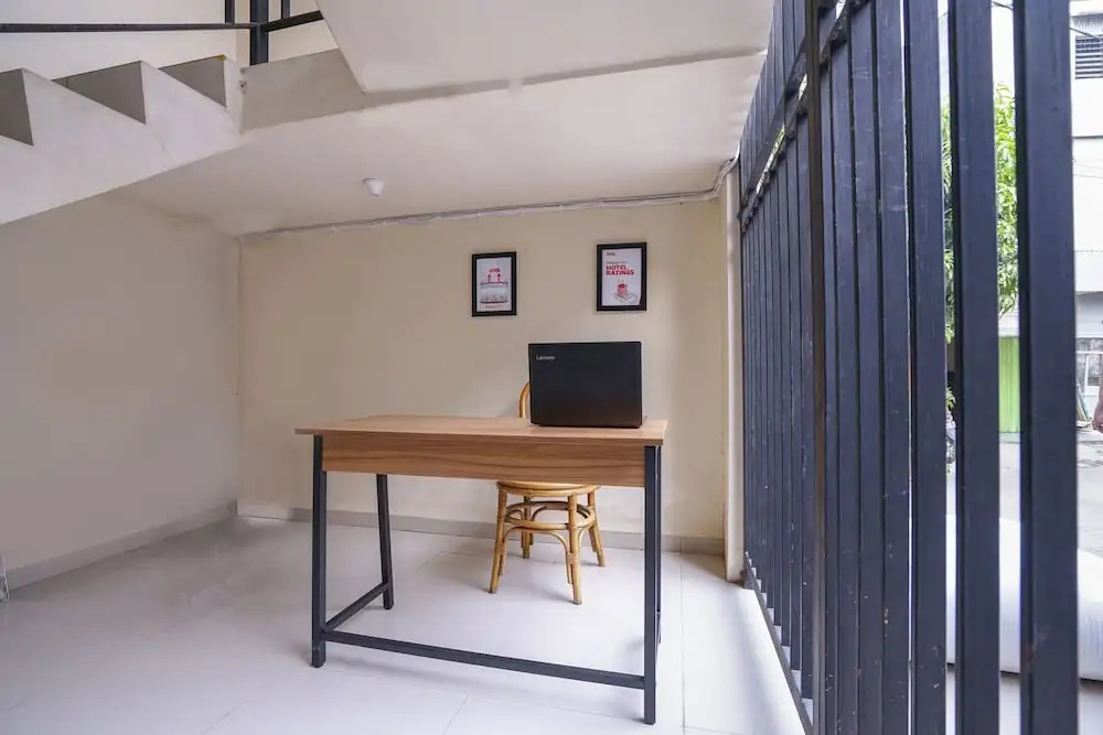 Green Homestay by Oyo Rooms